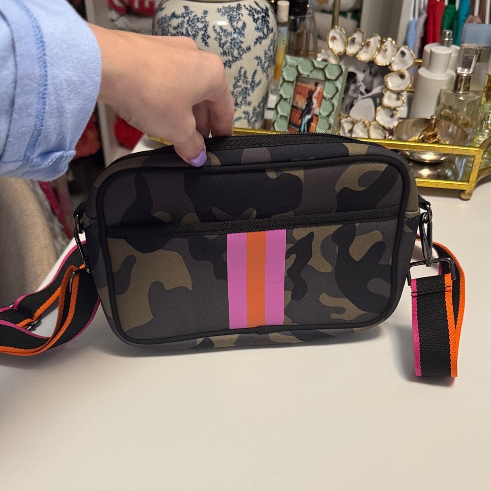 Source Unknown Camouflage Crossbody Bag with Pink and Orange Accents